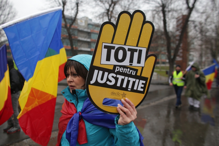 MARŞUL SPERANŢEI - Toate drumurile duc la Bucureşti. Mii de români ies, ASTĂZI, în stradă - LIVE / Foto: Inquam Photos / Octav Ganea