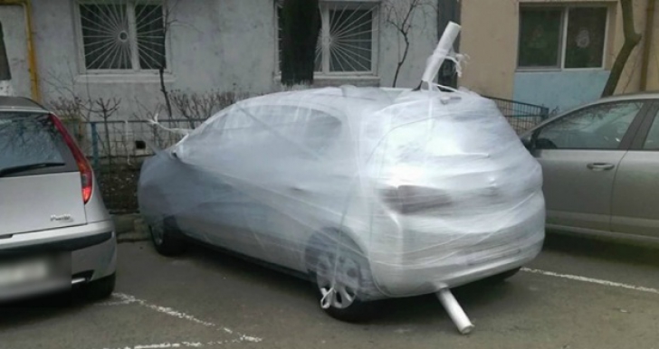 FOTO. Cum și-a găsit un șofer din Năvodari mașina în parcare. Imaginea a devenit virală