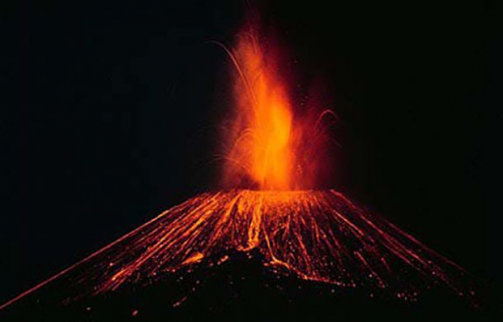 Imagini spectaculoase. Cele mai impresionante erupții vulcanice 