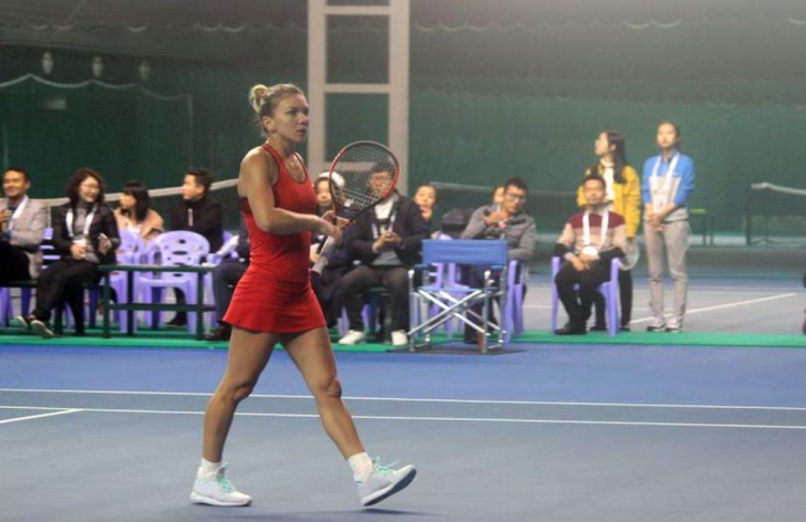 VICTORIE! Simona Halep a câștigat finala de la Shenzen, după trei seturi cu Siniakova VIDEO