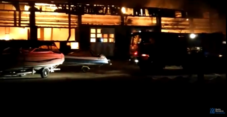 Incendiu devastator la societatea de transport public din Tulcea(VIDEO)