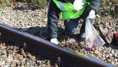 Descoperire macabră în Deva: un cadavru a fost găsit pe şinele de tren