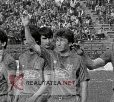 FCSB - CFR Cluj | realitatea.net publică în premieră imagini cu Dan Petrescu, de când juca la Steaua
