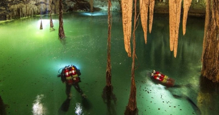 Au găsit cea mai mare peşteră subacvatică din lume. E poarta către o lume veche de 10.000 de ani
