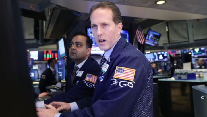 Panică pe Wall Street. Fluctuaţiile bursei amintesc de criza din 2008
