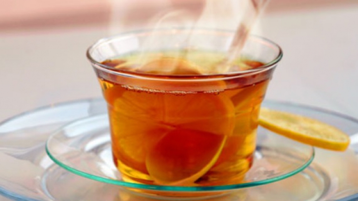 De ce este bun ceaiul fierbinte pentru sănătatea ochilor?
