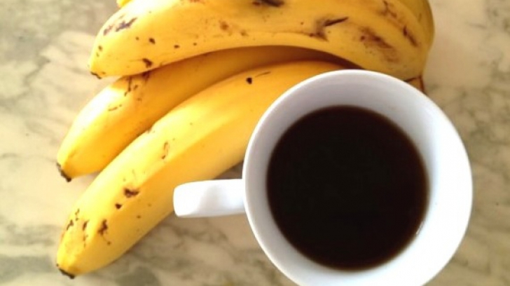 Beneficiile ceaiului de banane: ajută vasele de sânge, vindecă tulburările de somn