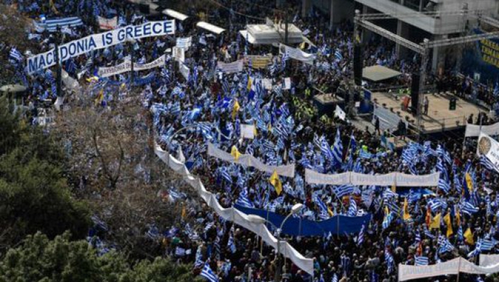 VIDEO. MITING de amploare la Atena faţă de un eventual compromis în disputa cu Macedonia