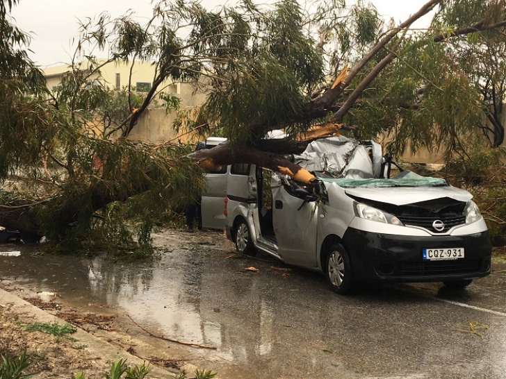 Român ucis de furtună în Malta