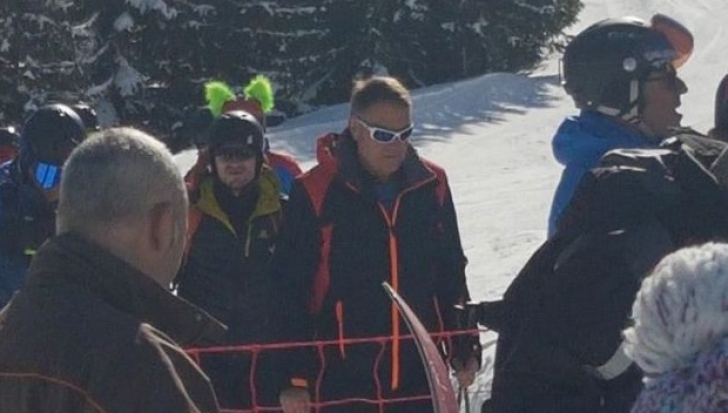 Klaus Iohannis se relaxează la munte, la schi, după vacanţa din Tenerife