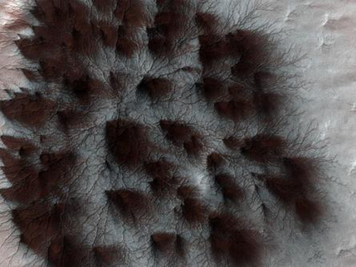 Imagini 3 D de pe planeta Marte la o rezoluție de înaltă calitate 