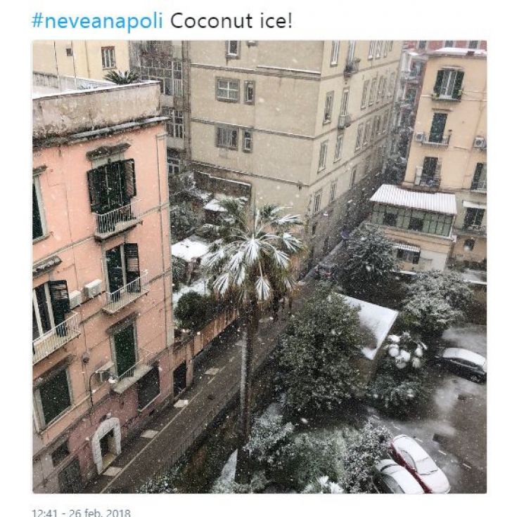 Zăpadă la Napoli