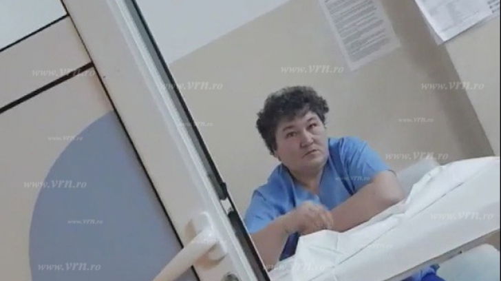 VIDEO. Caz halucinant într-un spital din România. Ignorat de infirmierele care spărgeau semințe