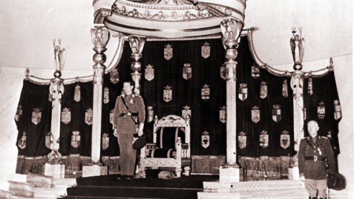 Motivul ciudat pentru care nu există nicio poză cu Regele Mihai încoronat sau stând pe tron