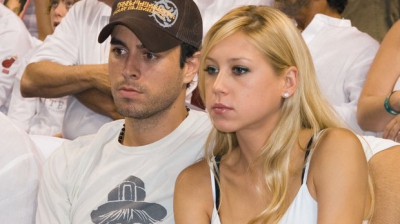 Cum arată Anna Kournikova, iubita lui Enrique Iglesias, după ce a născut o pereche de gemeni