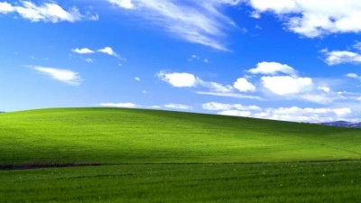 Cum arată în realitate celebra imagine de fundal de la Windows XP