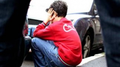 Pedofil, reținut la Baia Mare! Bărbatul a fost prins la furat alături de 3 adolescenți, într-un supermarket din oraș/ Arhivă foto