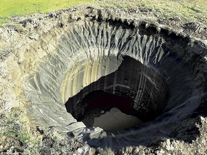 Dezvăluire șocantă: craterele misterioase de la marginea lumii au fost create de oameni