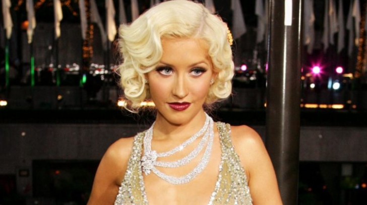 Christina Aguilera a renunțat la machiaj. E pistruiată, abia mai poate fi recunoscută