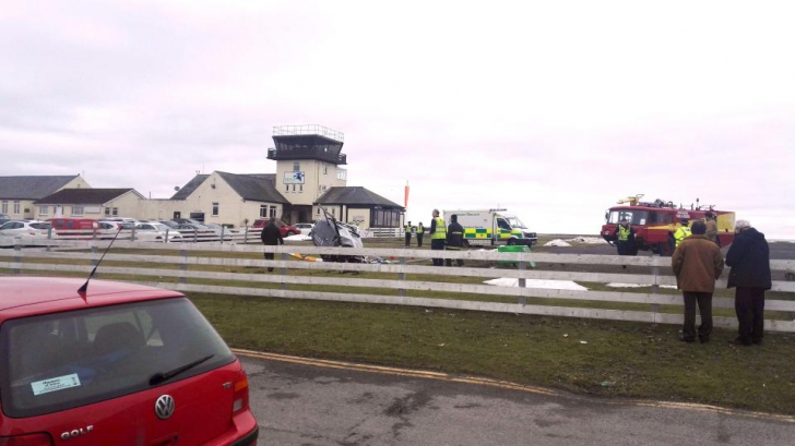 Incidentele aviatice se țin lanț. Un elicopter s-a prăbușit pe Aeroportul Perth