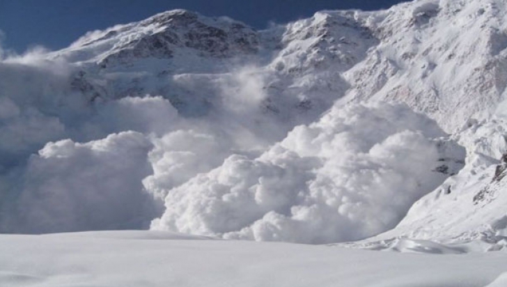 Tragedie pe munte: patru oameni au murit după ce au fost prinși de o avalanșă în Alpi