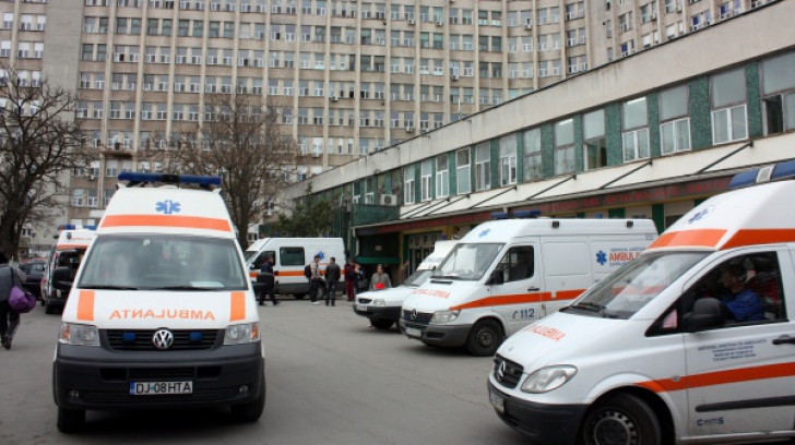Bătaie la spital - o tânără a fost agresată de agenţii de pază ai Spitalului Judeţean Craiova