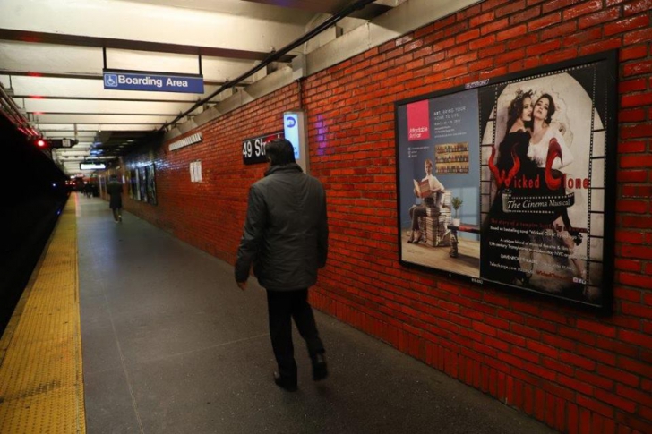 Surorile de la Indiggo au ajuns pe posterele de la metroul din New York