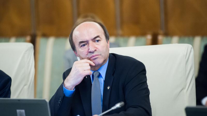 Tudorel Toader: Luni voi discuta cu ministrul Justiţiei din Serbia, despre Sebastian Ghiţă