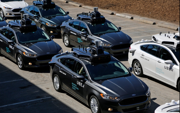 Premieră nefericită: o maşină autonomă a Uber a lovit mortal un pieton