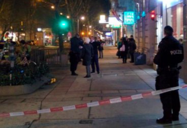 UPDATE Teroare la Viena: patru oameni înjunghiaţi, toți sunt în stare gravă (VIDEO)