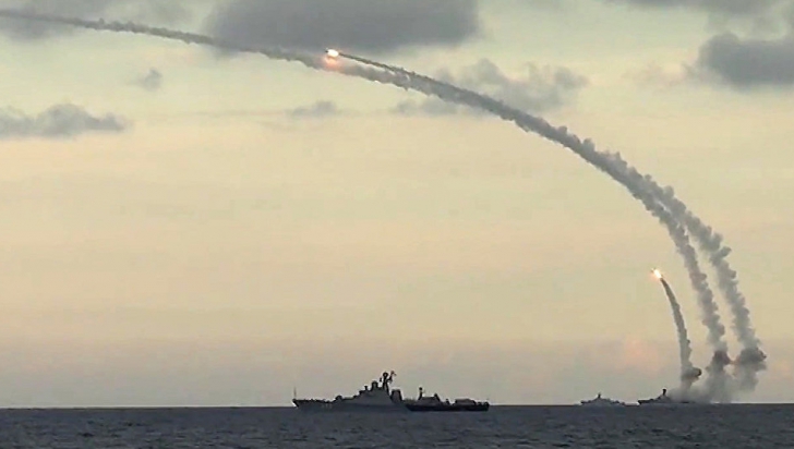 În plin război rece, Rusia trimite o armă redutabilă în Marea Neagră