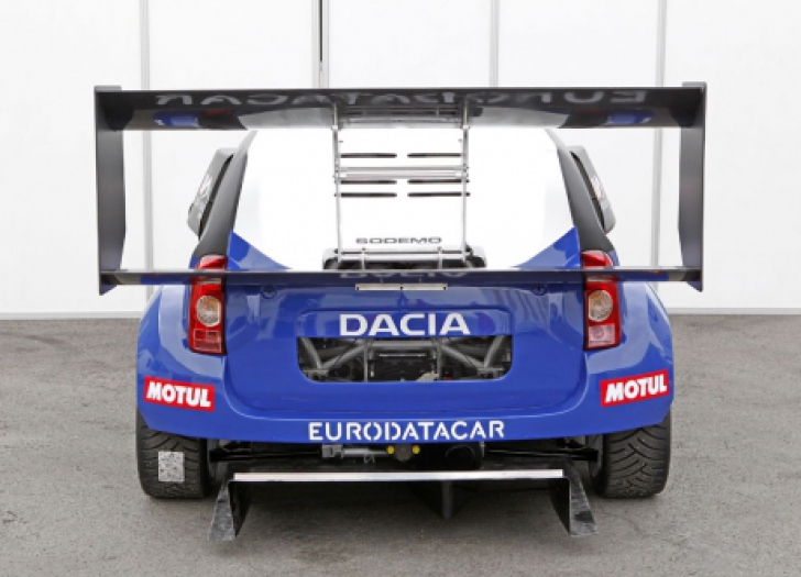 Dacia Duster. Dacia Duster No Limit. Surpriză de la Dacia pentru vitezomani.Maşina de 850 cai-putere