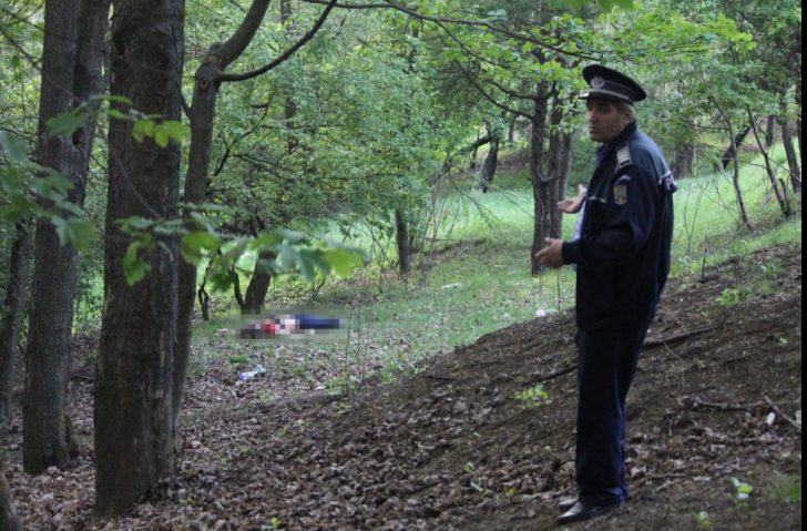 UPDATE: Adolescentă ucisă cu 30 lovituri de cuțit în Botoșani. Criminalul a fost reţinut