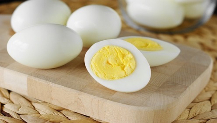 Cât de sănătoasă este, de fapt, cura de slăbire cu ouă. Chiar este o dietă minune?