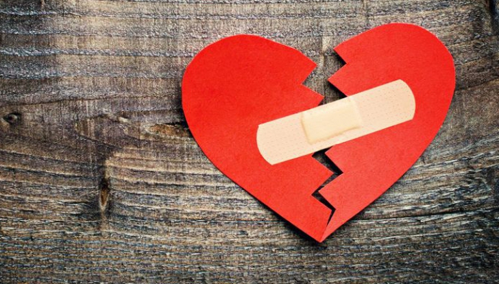 Dezamăgirea în dragoste poate duce la simptome similare.. infarctului miocardic