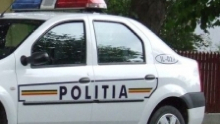 O maşină de poliţie a fost implicată într-un accident la Iaşi