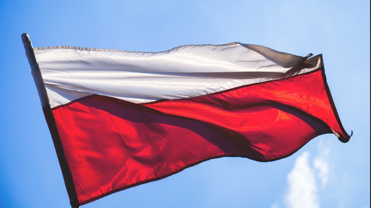 Parlamentul Poloniei face un pas înapoi în controversatele reforme din Justiție