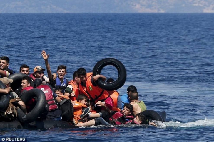 Tragedie în Meditereană, cel puţin 11 oameni au murit înecaţi