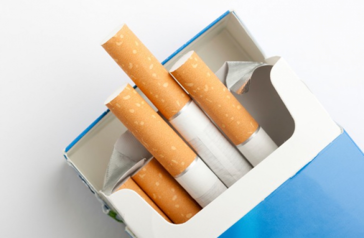 Vestea care îi va înfuria pe fumători: cât vor costa ţigările în 2022