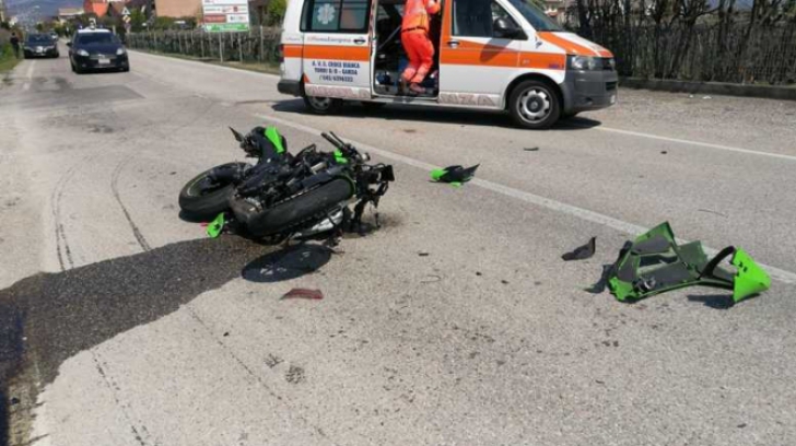 Sfârșit tragic. Un tânăr român a murit în Italia, într-un groaznic accident