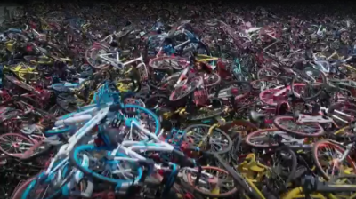 China. Ireal, aşa arată un cimitir al bicicletelor (VIDEO)