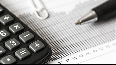 Ordonanța-trenuleț. Guvernul nu renunță la taxa pe boală