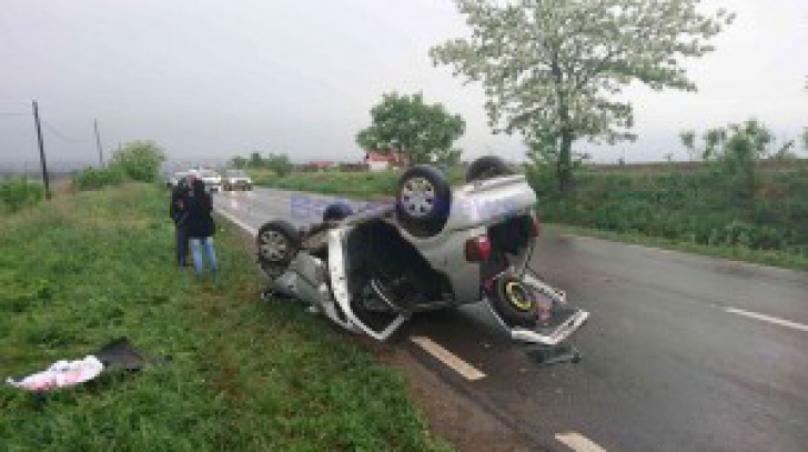 Un medic a fost rănit într-un accident rutier, pe drumul dinspre Botoșani 