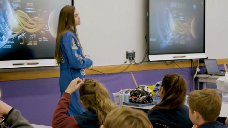 O adolescentă din SUA, prima persoană din lume care s-ar putea muta pe Marte
