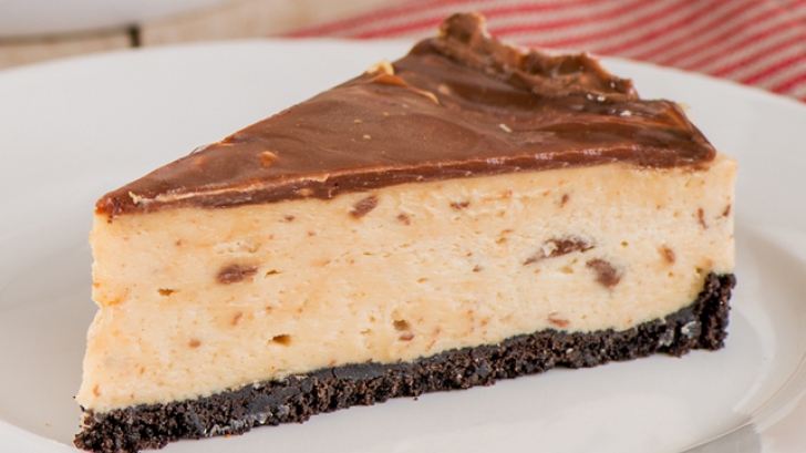 Cum să faci cel mai bun cheesecake, fără coacere. Rețeta deliciului