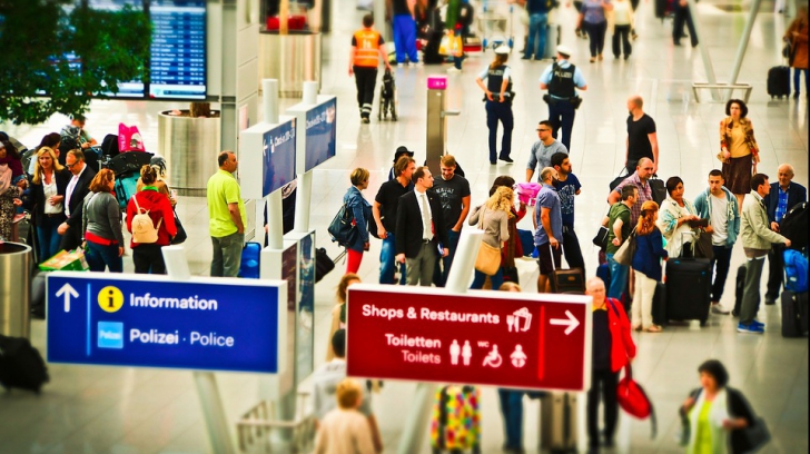 Cum să treci repede de controlul de securitate din aeroport 