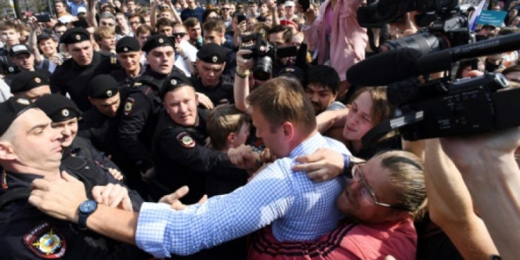 Alexei Navalny, liderul opoziției ruse, a fost arestat. Imagini incredibile!