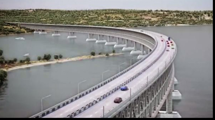 NATO condamnă inaugurarea podului care leagă Crimeea de Rusia
