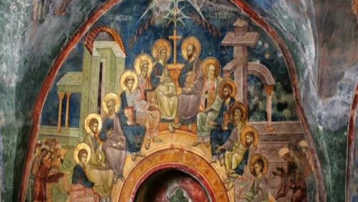 Astăzi este prima zi de Rusalii, mare sărbătoare creştină. Pogorârea Sfântului Duh