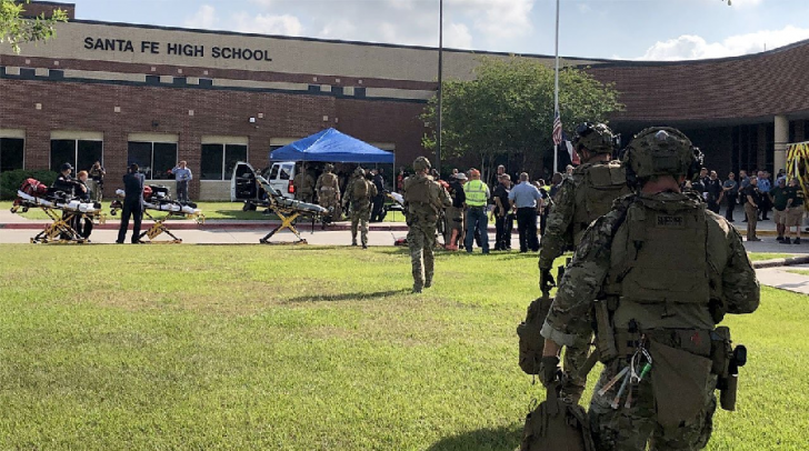 Atac armat într-un liceu din SUA: 10 morţi - 9 elevi şi un profesor (VIDEO) 